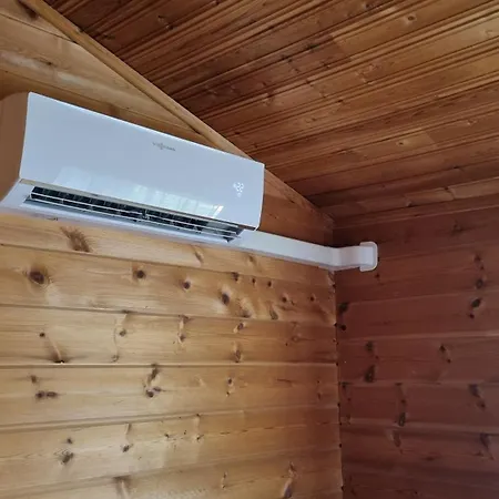 Дом отдыха Lomariihi 11 *